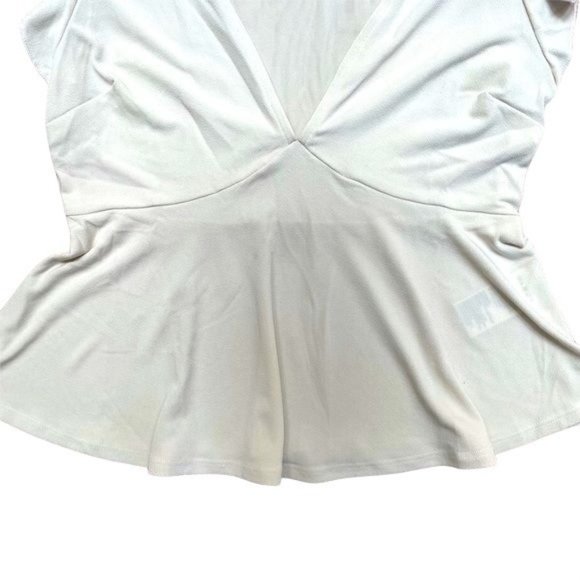 UO CREAM FLUTTER SLEEVE BABY~DOLL TOP   SZ:s/m nwt - Picture 6 of 8